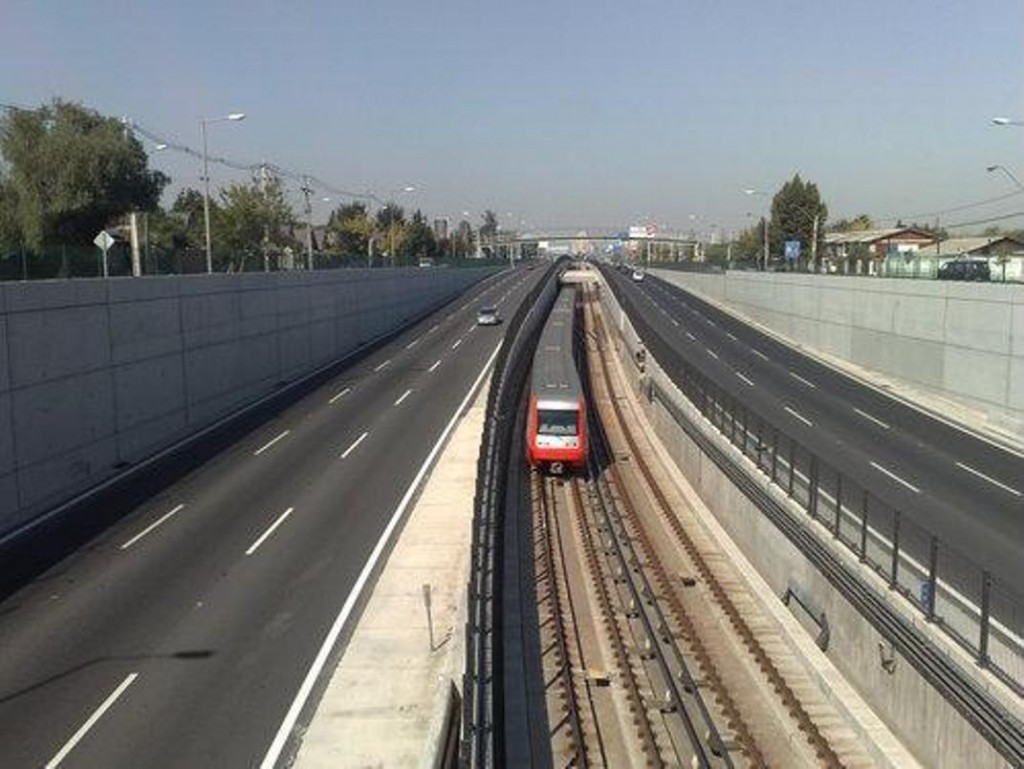 Metro Linea 4 - Santiago